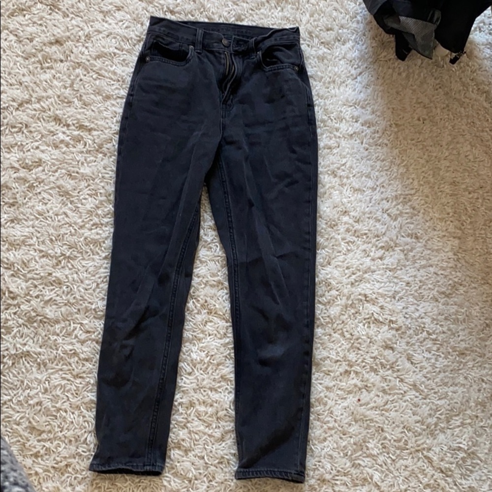 Great Condition American Eagle Mom Jeans